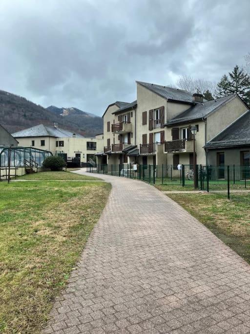 Apartment Bielle, Grand 38m2, Piscine, 4 Pers, Couchages 160x200